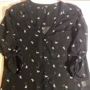 Black & White Bow Print Blouse